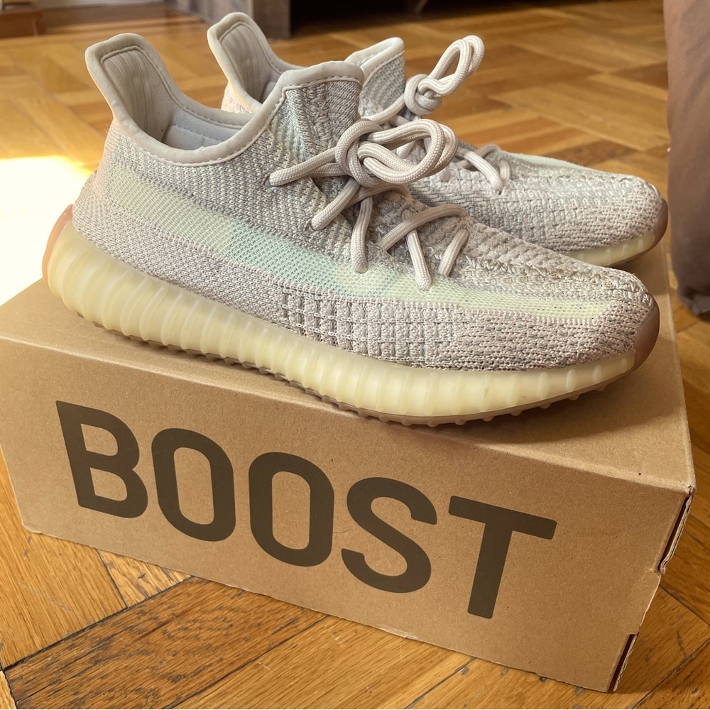 yeezy • boost 350 V2 ‘citrin’ non-reflective